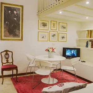 Mini Chic Downtown Apartment Bologna