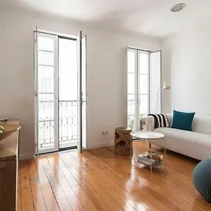https://cosy-alfama-lisbon.hotels-lisbon-portugal.com